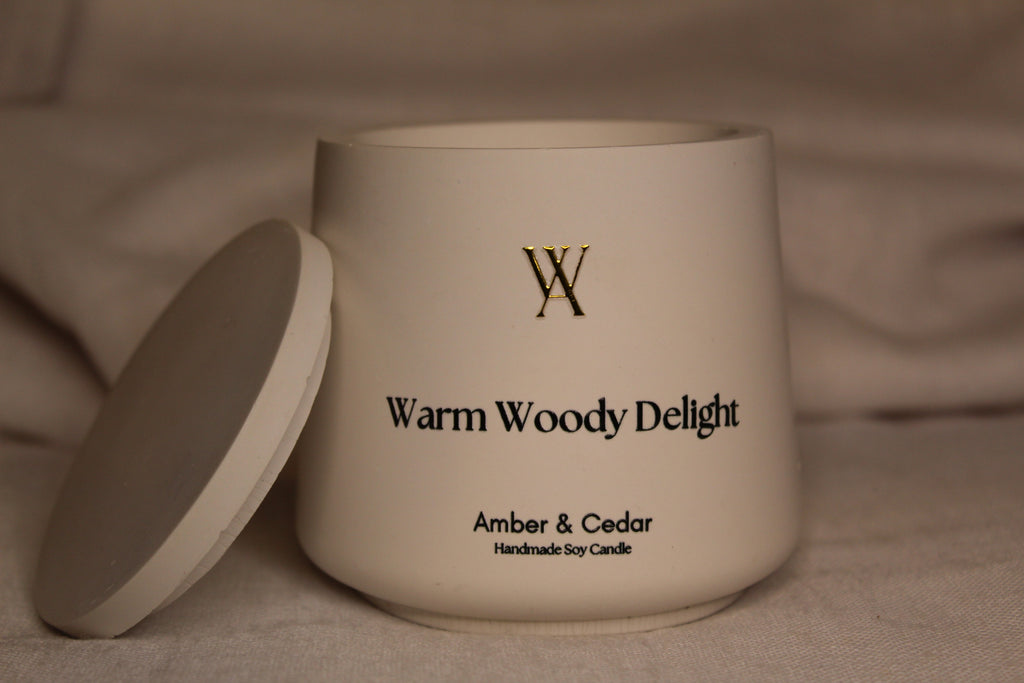 Warm Woody Delight ~ Large Candle