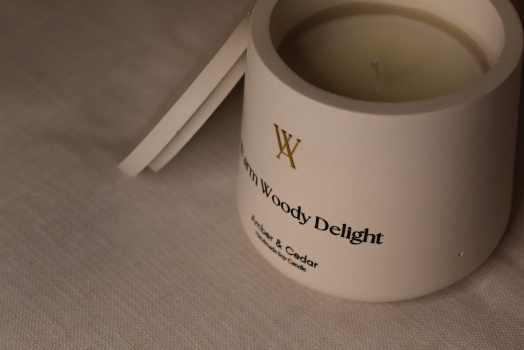 Warm Woody Delight ~ Large Candle