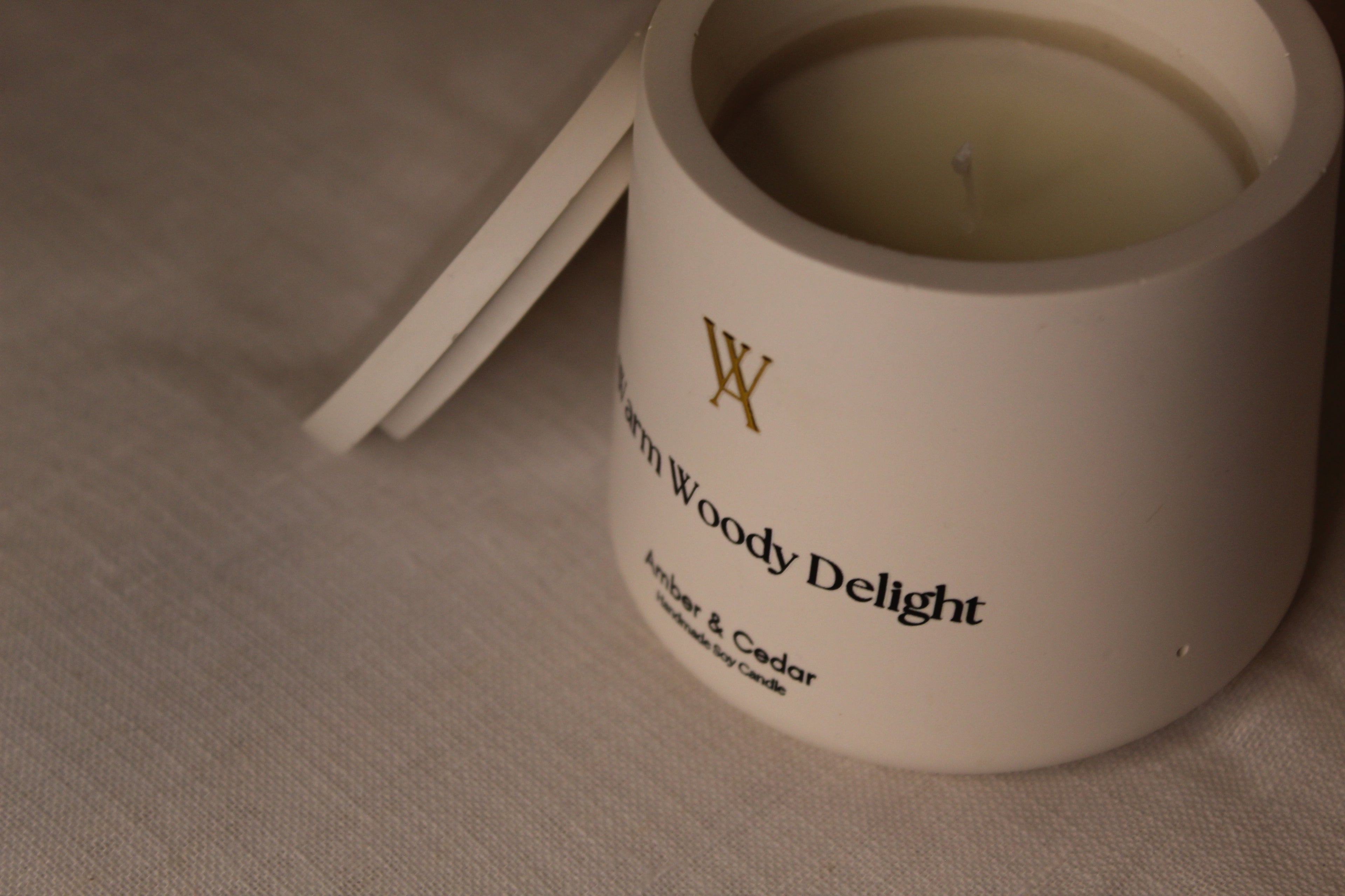 Warm Woody Delight ~ Large Candle